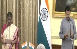 भर्तृहरि महताब बने प्रोटेम स्पीकर, राष्ट्रपति ने दिलाई शपथ